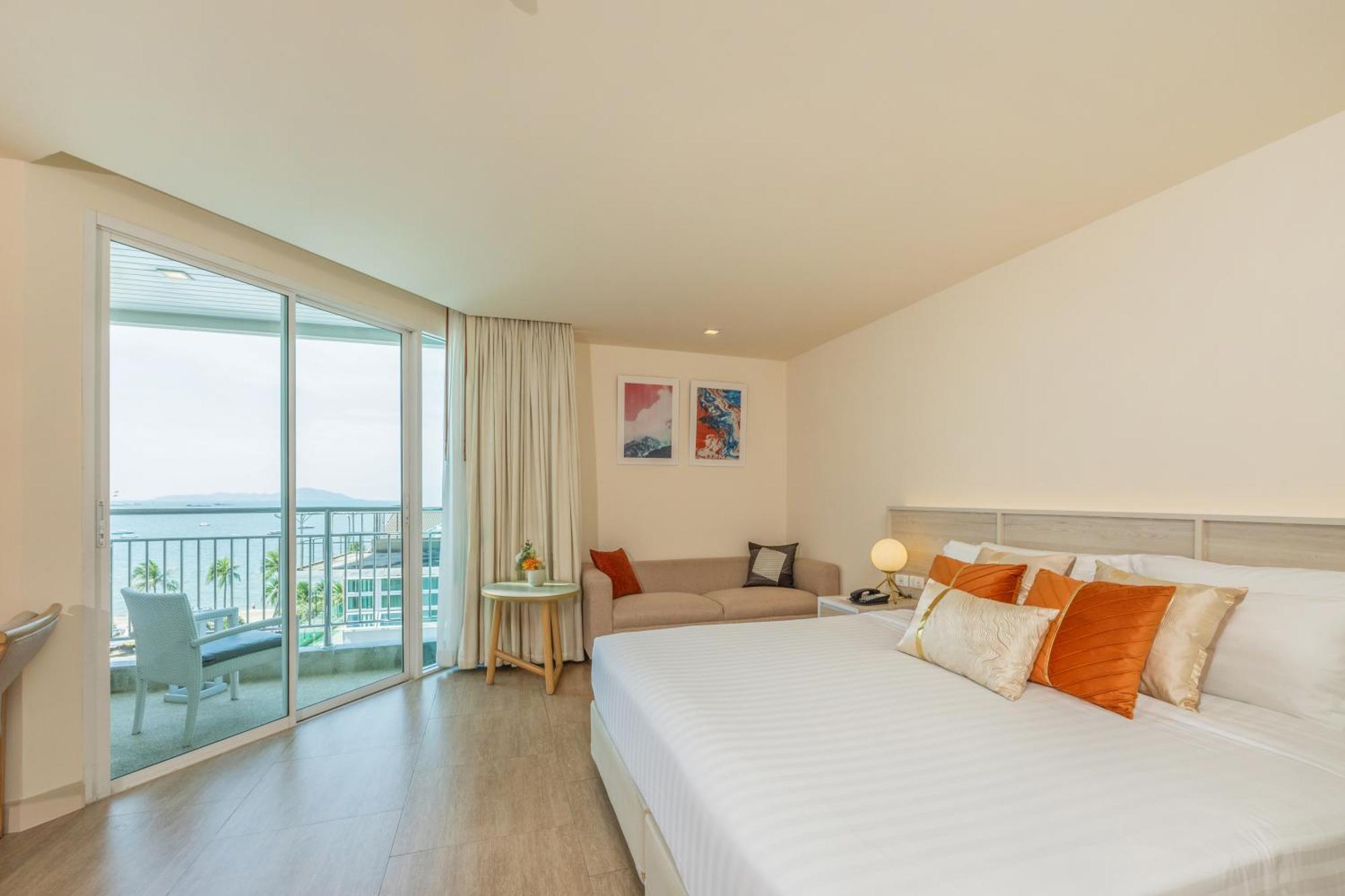 Pattaya Sea View Hotel - Sha Extra Plus Стая снимка