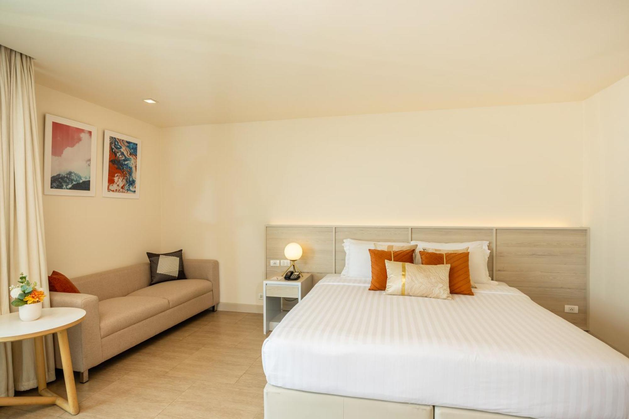 Pattaya Sea View Hotel - Sha Extra Plus Стая снимка