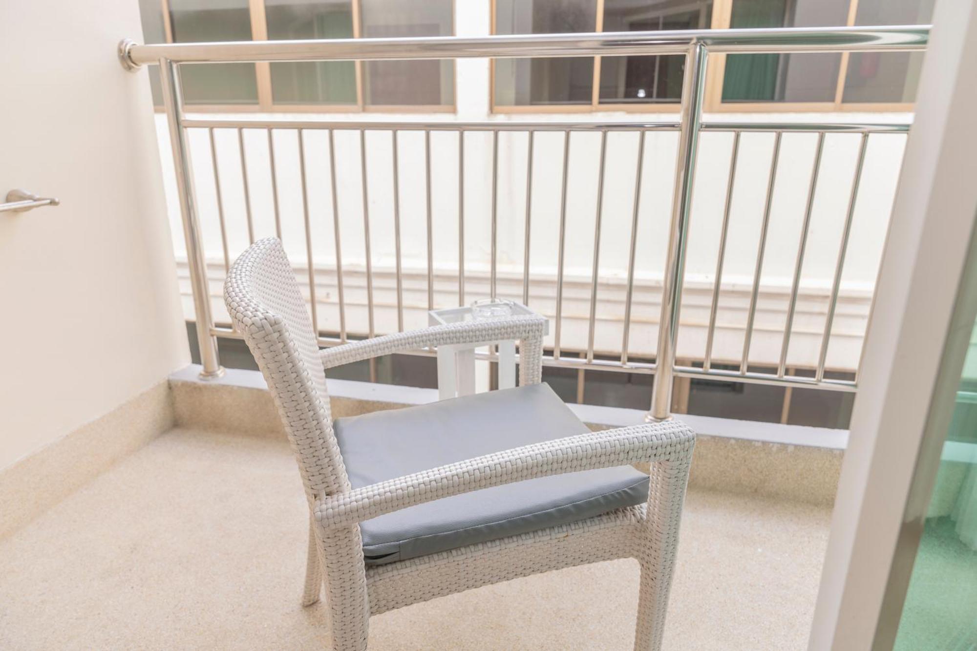 Pattaya Sea View Hotel - Sha Extra Plus Стая снимка