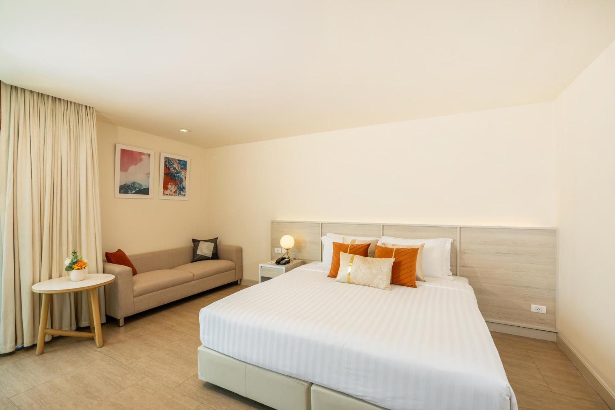 Pattaya Sea View Hotel - Sha Extra Plus Стая снимка